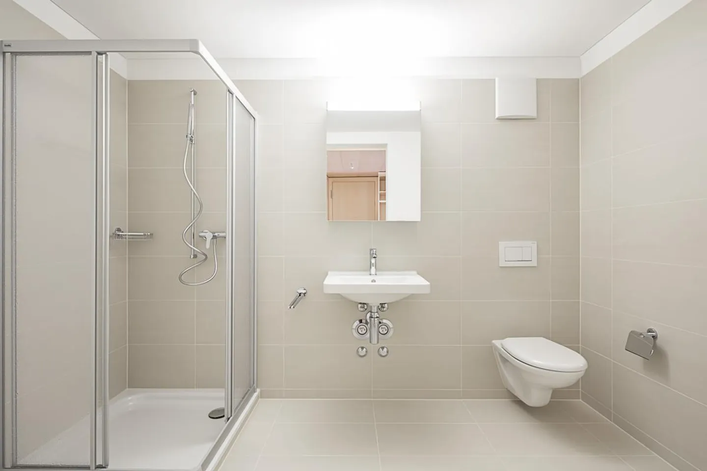 Rent without deposit - Dream apartment is looking for you! - Photo 4 of 6