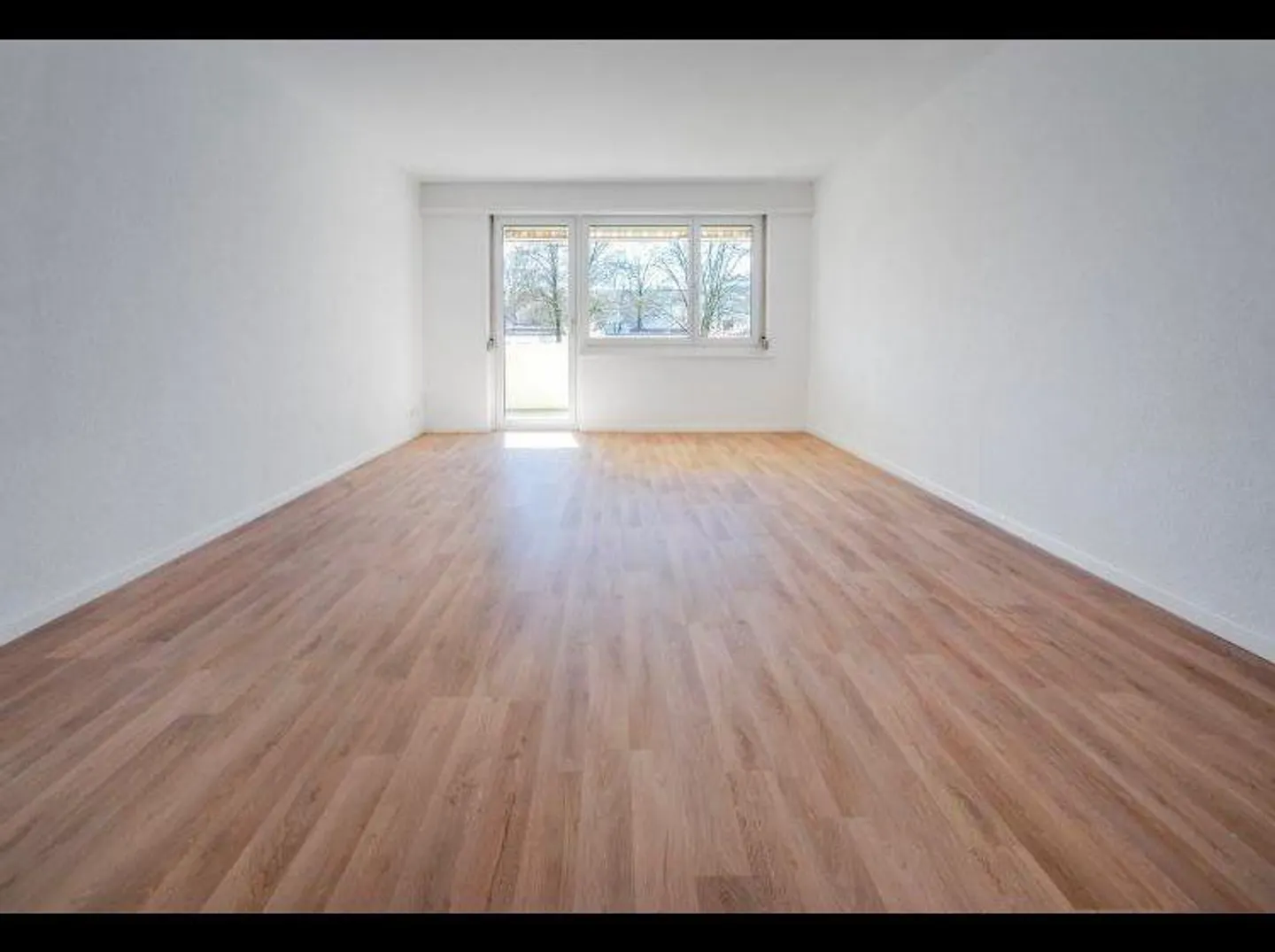 Central located apartment seeks new tenant - Photo 6 of 9