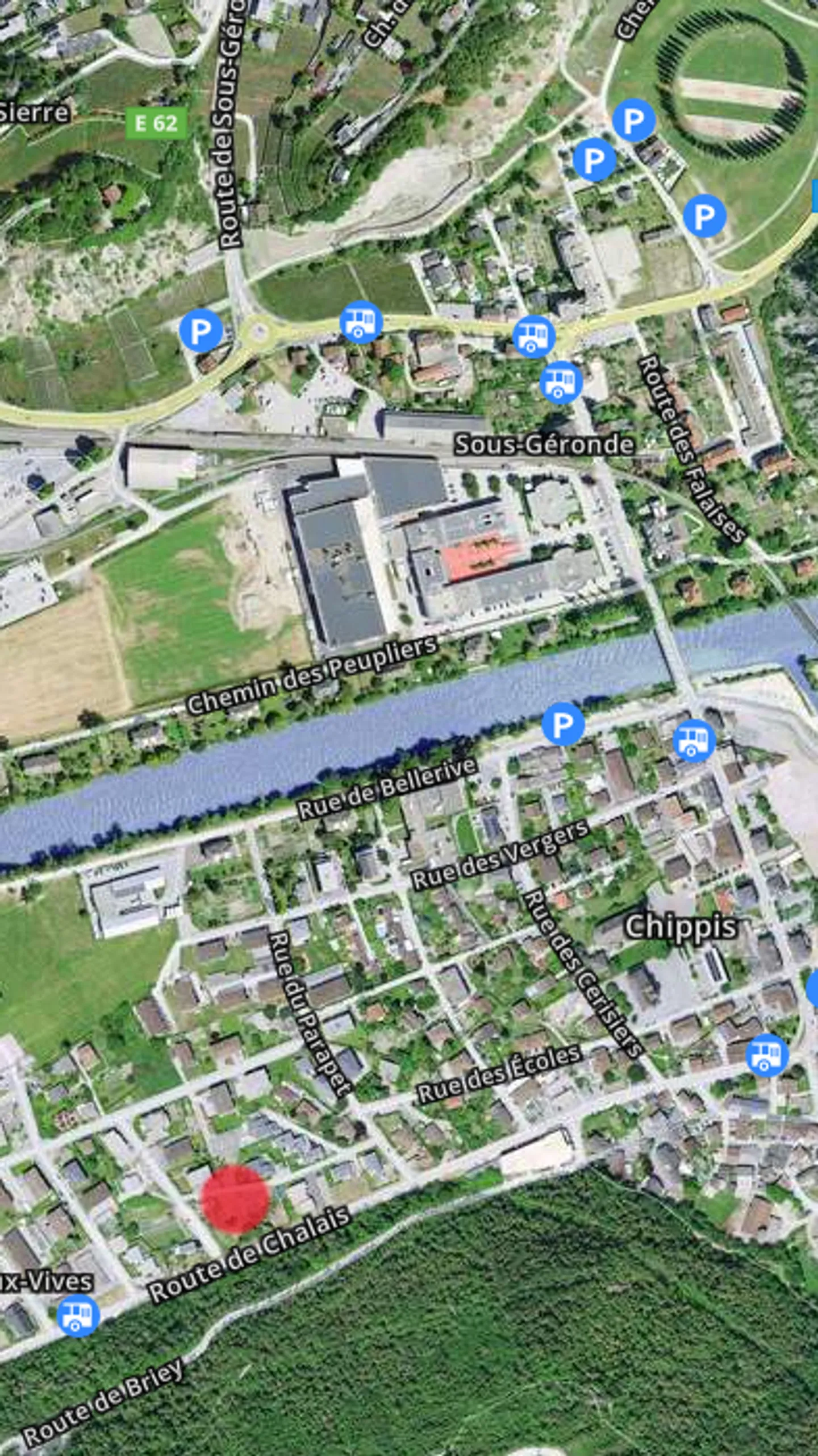 FOR SALE 3.5 ROOM APARTMENT WITH LAWN IN CHIPPIS - Photo 4 of 4