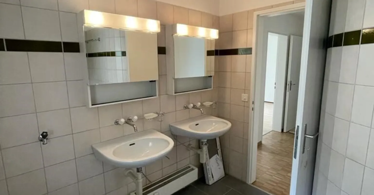 Charmante Wohnung nahe Tram - Foto 2 von 5