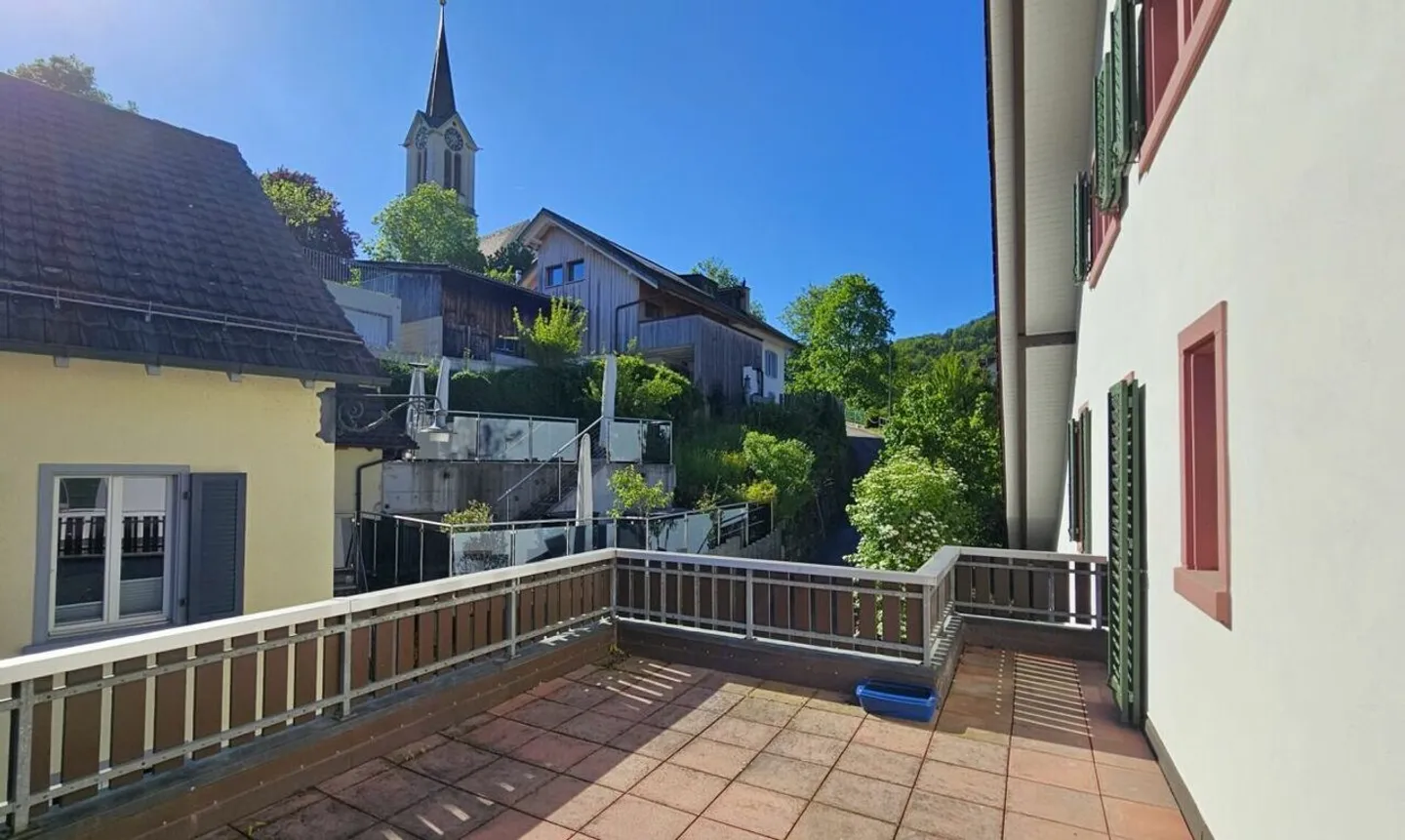 Heimelige Maisonettewohnung mit Terrasse und Garage - Foto 2 von 13