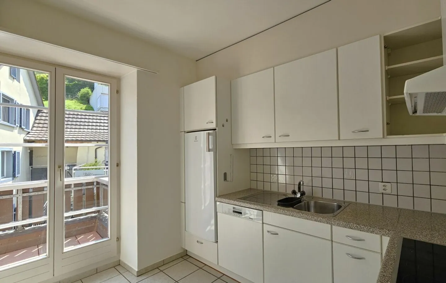 Heimelige Maisonettewohnung mit Terrasse und Garage - Foto 5 von 13