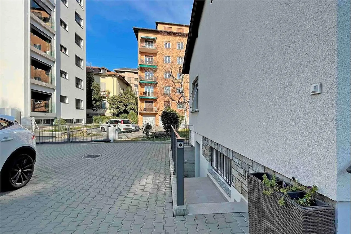 Maison rénovée à Cassarate - Photo 10 sur 13