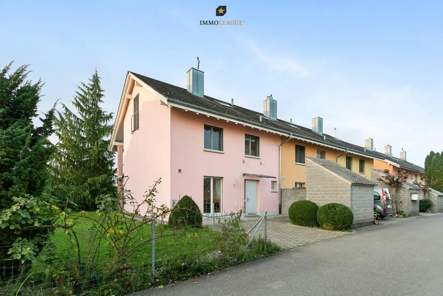 Spaziosa casa da sogno con idillio giardino in posizione desiderabile. - Foto 6 di 10