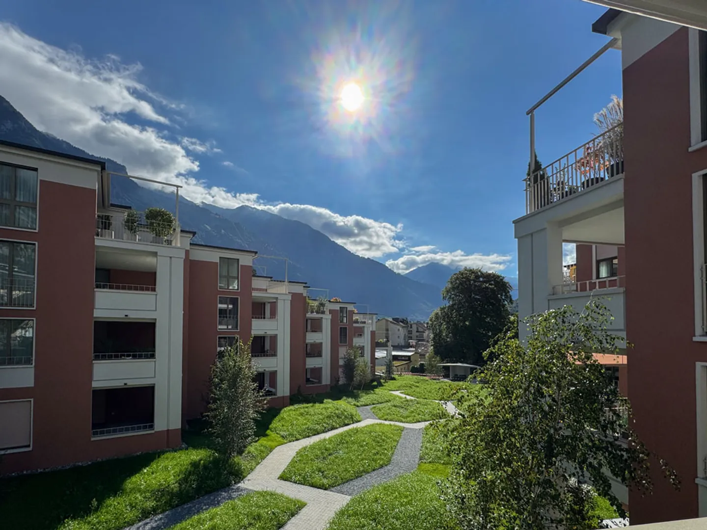 Appartamento moderno e adatto alle famiglie nel cuore di Glarus - Foto 1 di 9