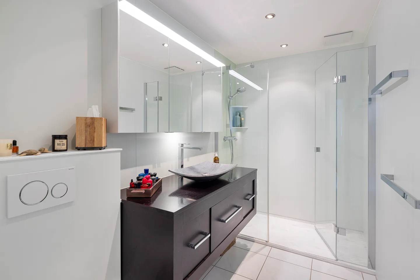 Geräumiges Familienhaus mit Garten - Foto 10 von 13