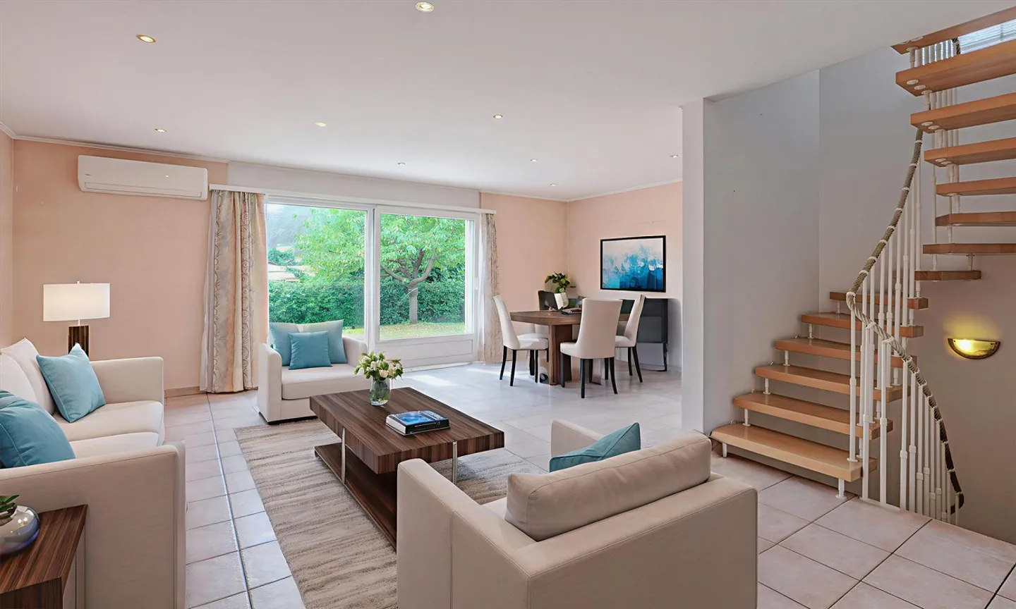 Maison individuelle lumineuse 5.5 avec grand jardin privé à Bioggio - Photo 1 sur 12