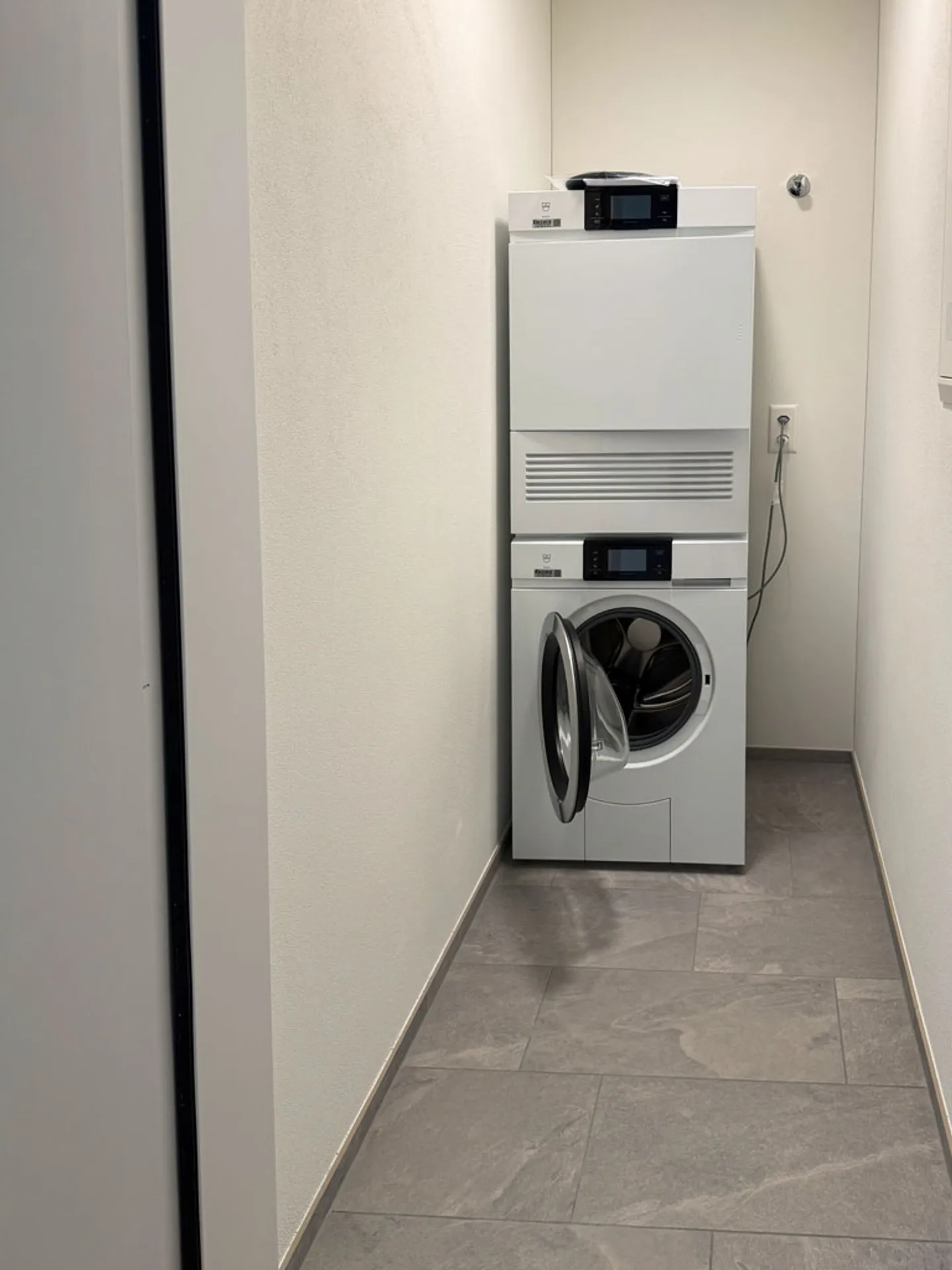 Appartamento moderno e adatto alle famiglie nel cuore di Glarus - Foto 9 di 9