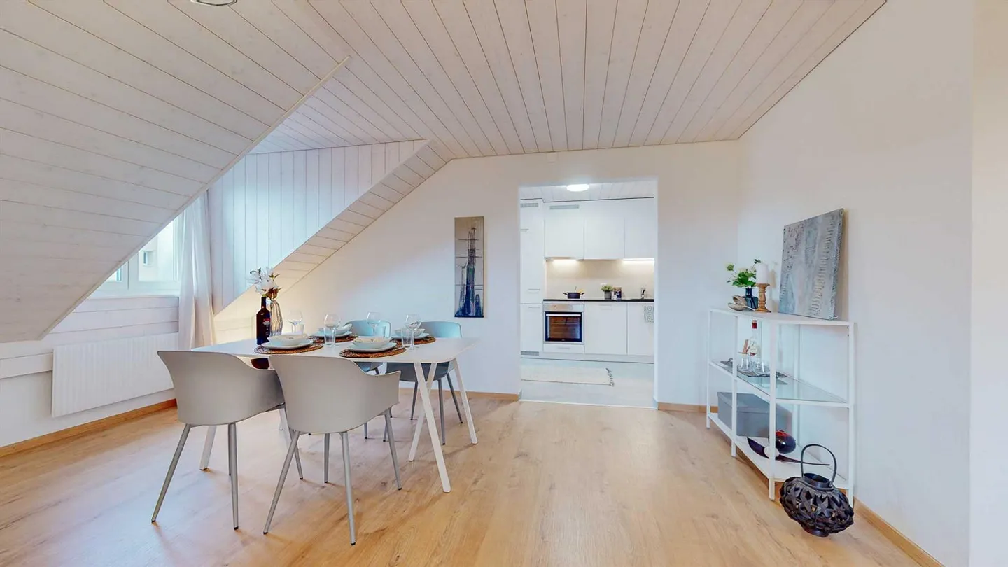 Bright apartment perfectly located - Photo 3 of 9