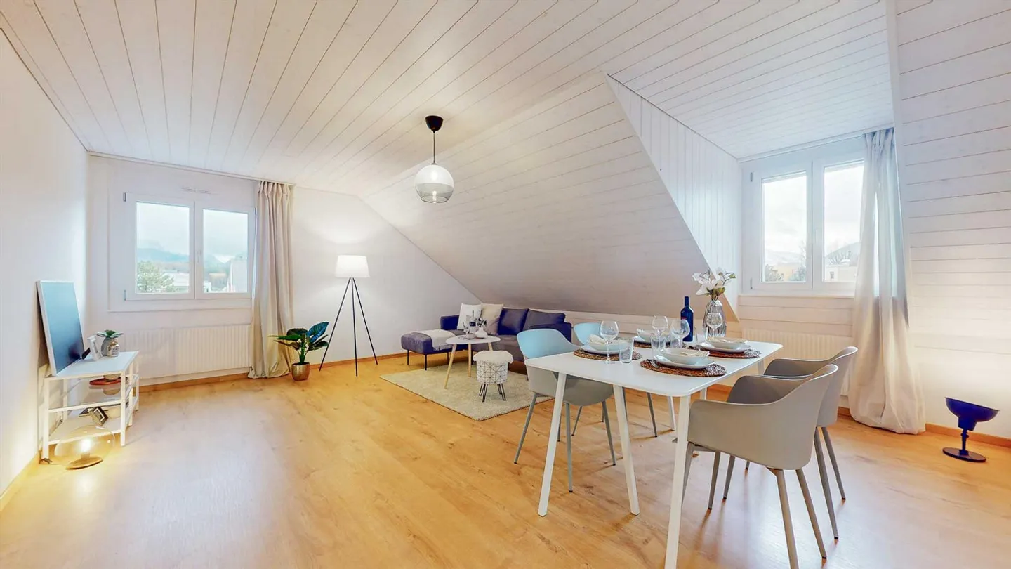 Bright apartment perfectly located - Photo 2 of 9