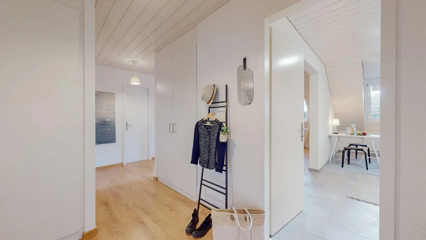 Bright apartment perfectly located - Photo 9 of 9