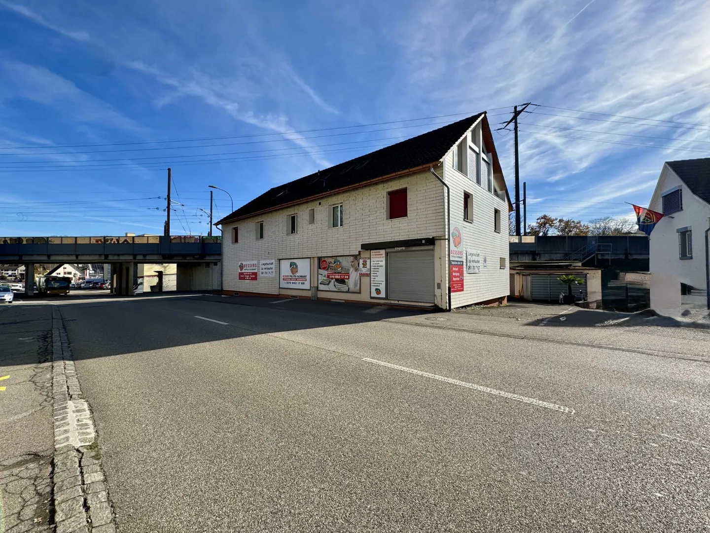 Attractive residential and commercial building in a central location in Augst - Photo 1 of 15