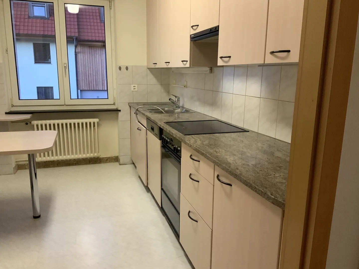 Attractive residential and commercial building in a central location in Augst - Photo 11 of 15