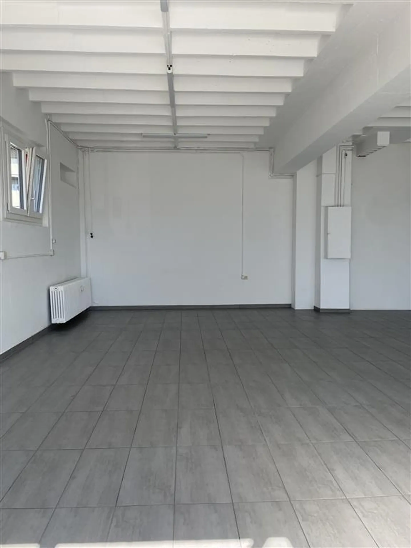 Espace Commercial dans un Quartier Dynamique - Photo 3 sur 5
