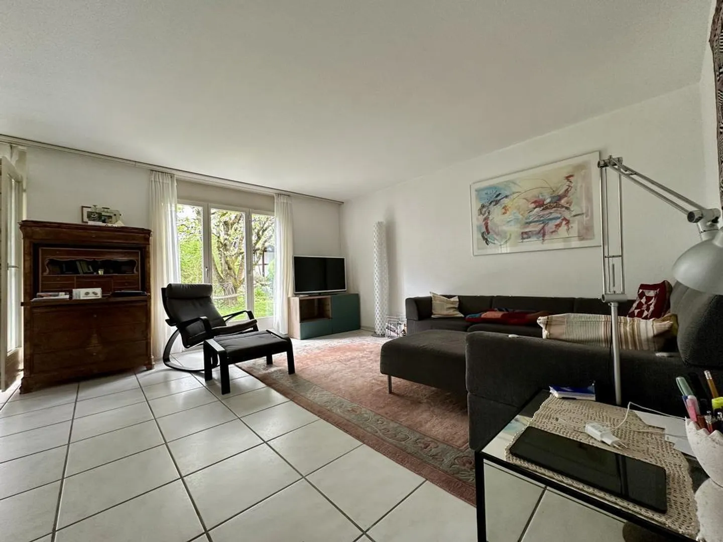 Well-maintained single-family house with garden paradise, ideal for families - Photo 4 of 12