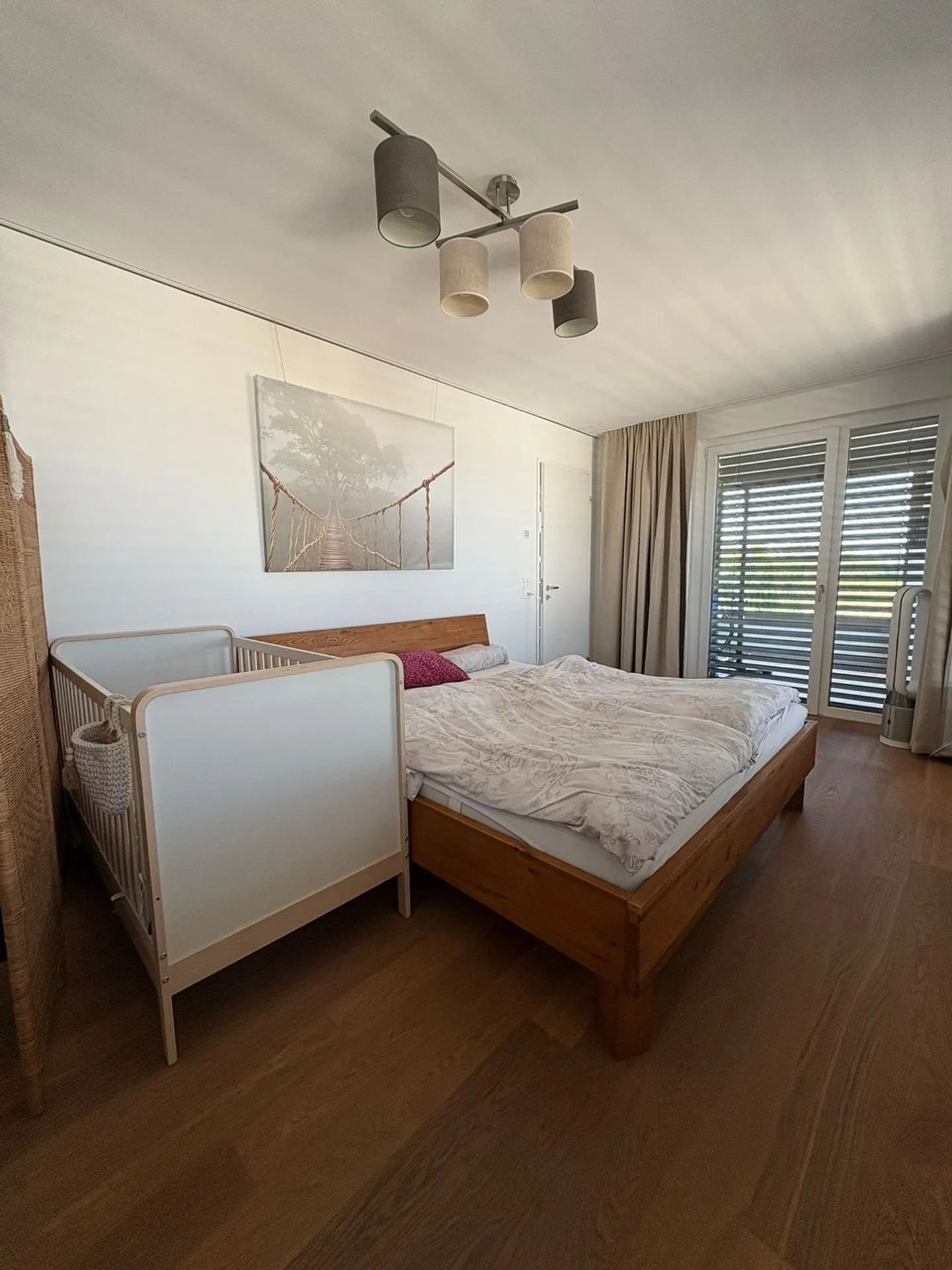 Spacious and modern 3.5 maisonette apartment with stunning views in Wallisellen - Photo 6 of 13