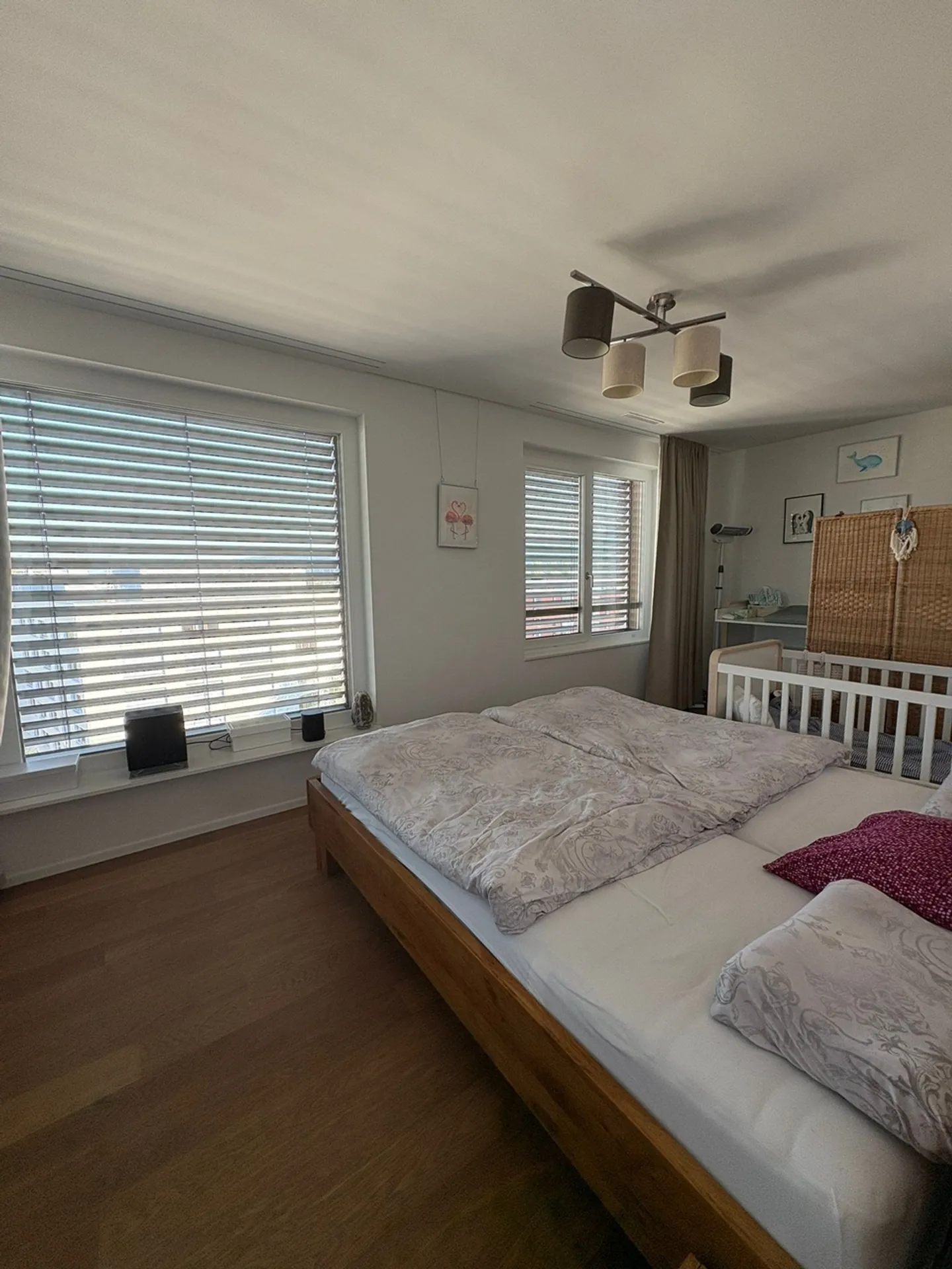 Spacious and modern 3.5 maisonette apartment with stunning views in Wallisellen - Photo 7 of 13