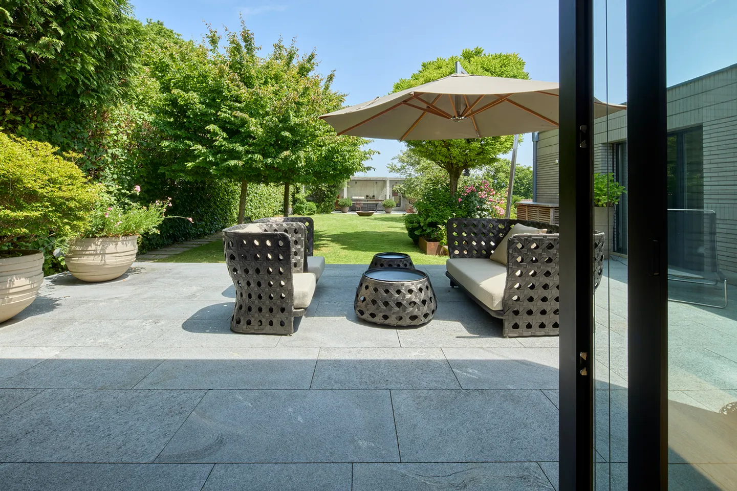 Traumhafte Villa mit herrlicher Gartenoase an exklusiver Wohnlage - Foto 6 von 9