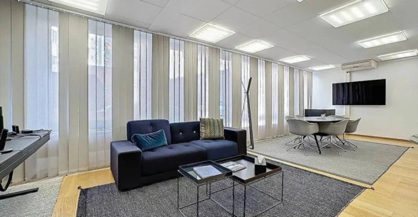 Office space for rent - Photo 2 of 5