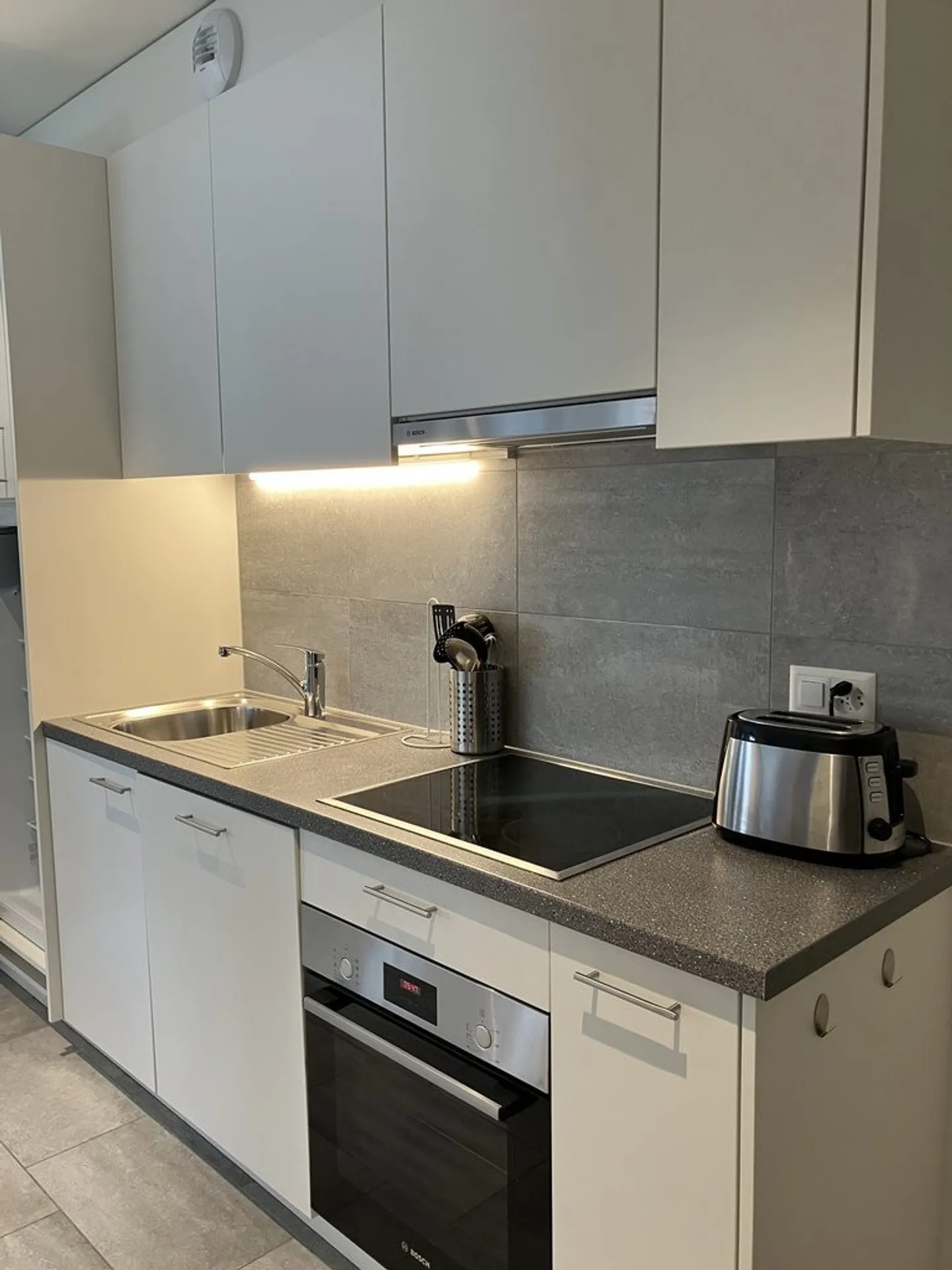 Furnished 2.5 room apartment for rent - Ideal for students - Photo 4 of 5