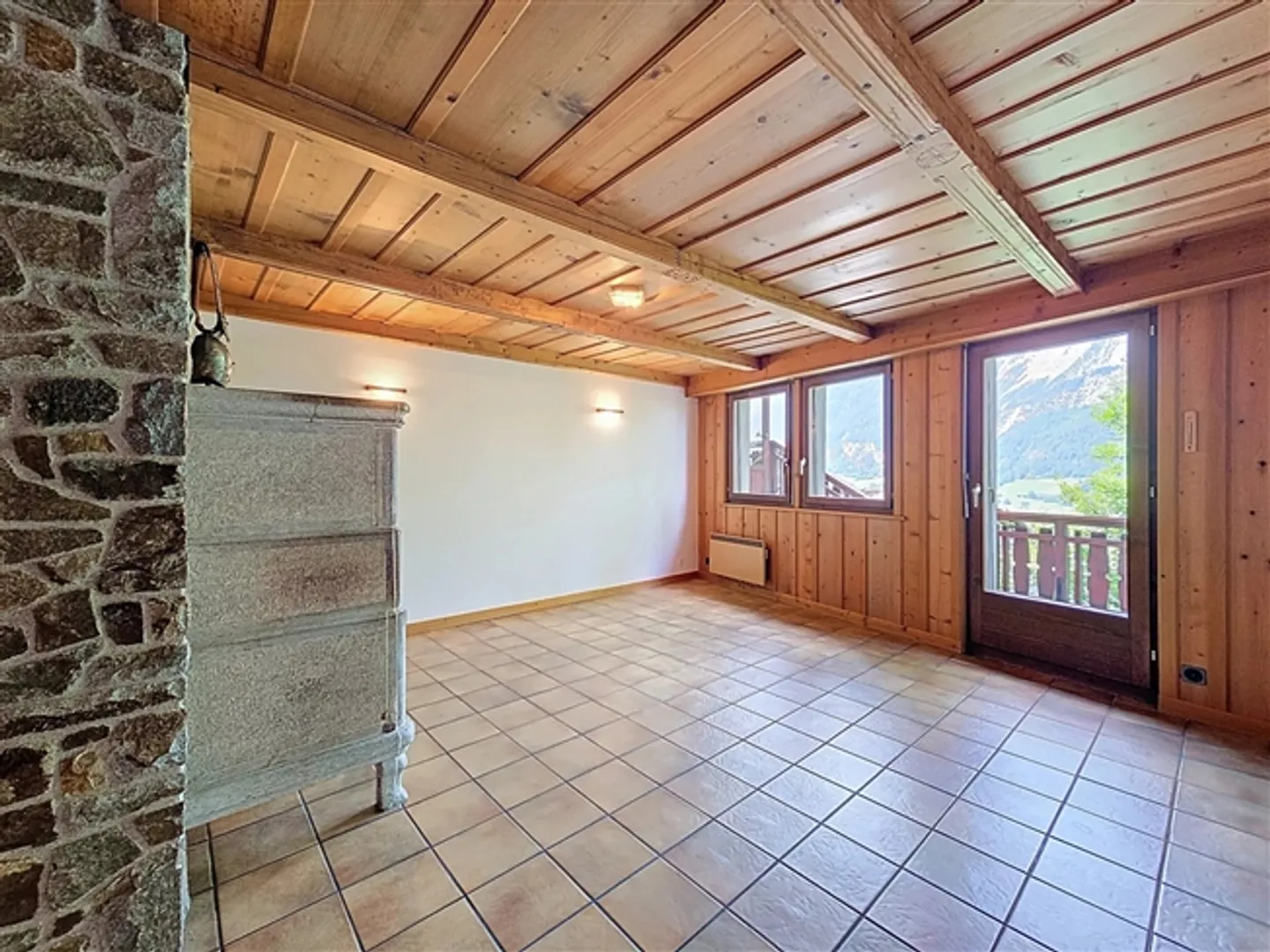 Charmante maison villageoise et sa grange traditionnelle ! - Photo 5 sur 13