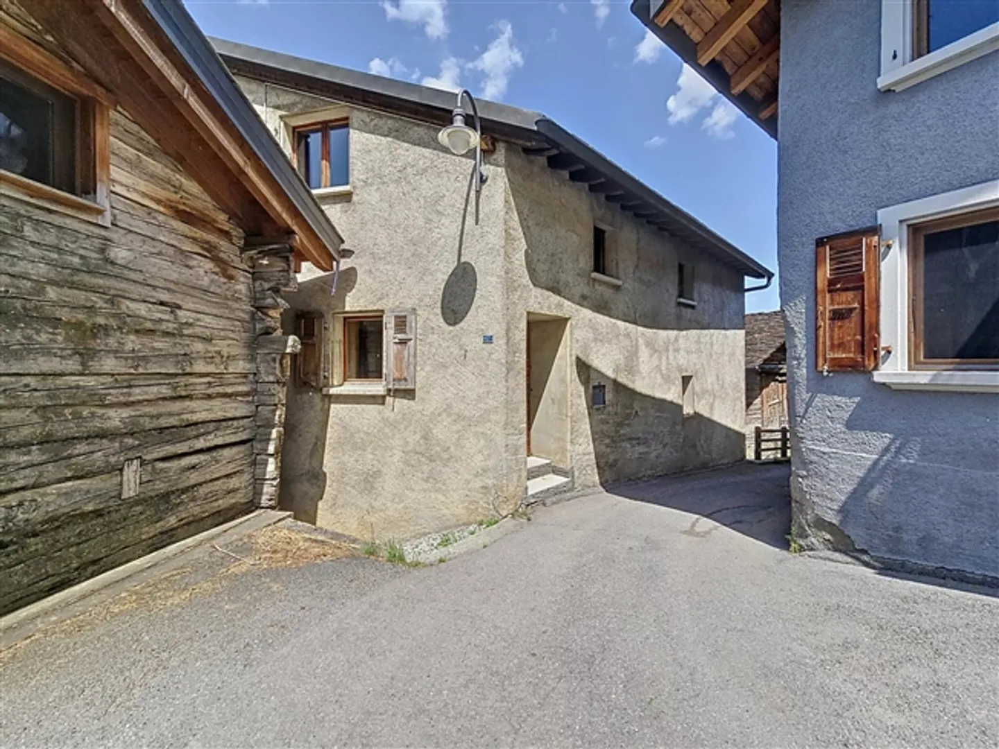 Charmante maison villageoise et sa grange traditionnelle ! - Photo 8 sur 13