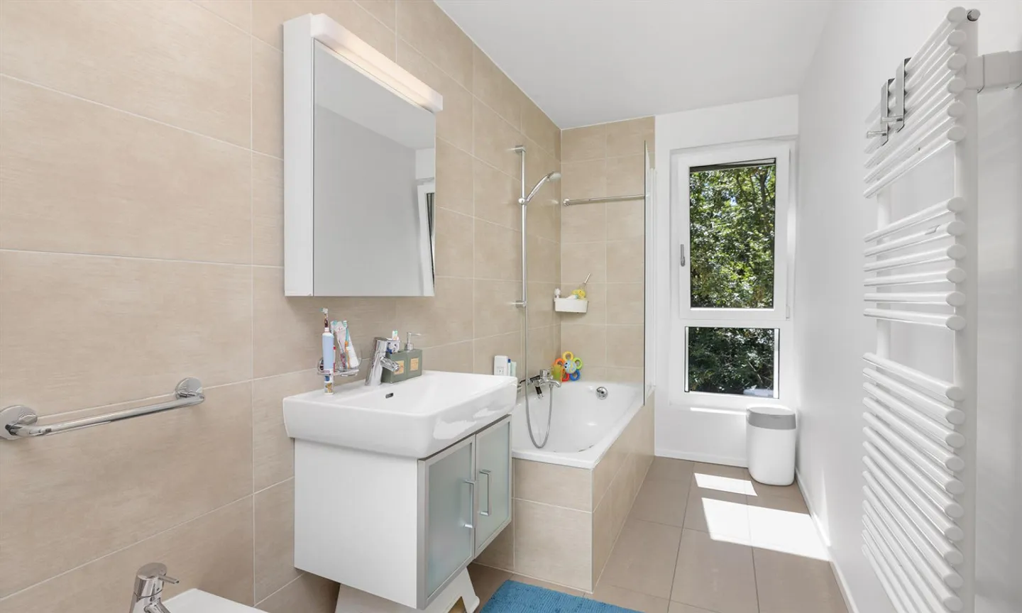 Schönes 4.5-Zimmer-Wohnung mit Terrasse in Lugano-Cadro - Foto 8 von 9