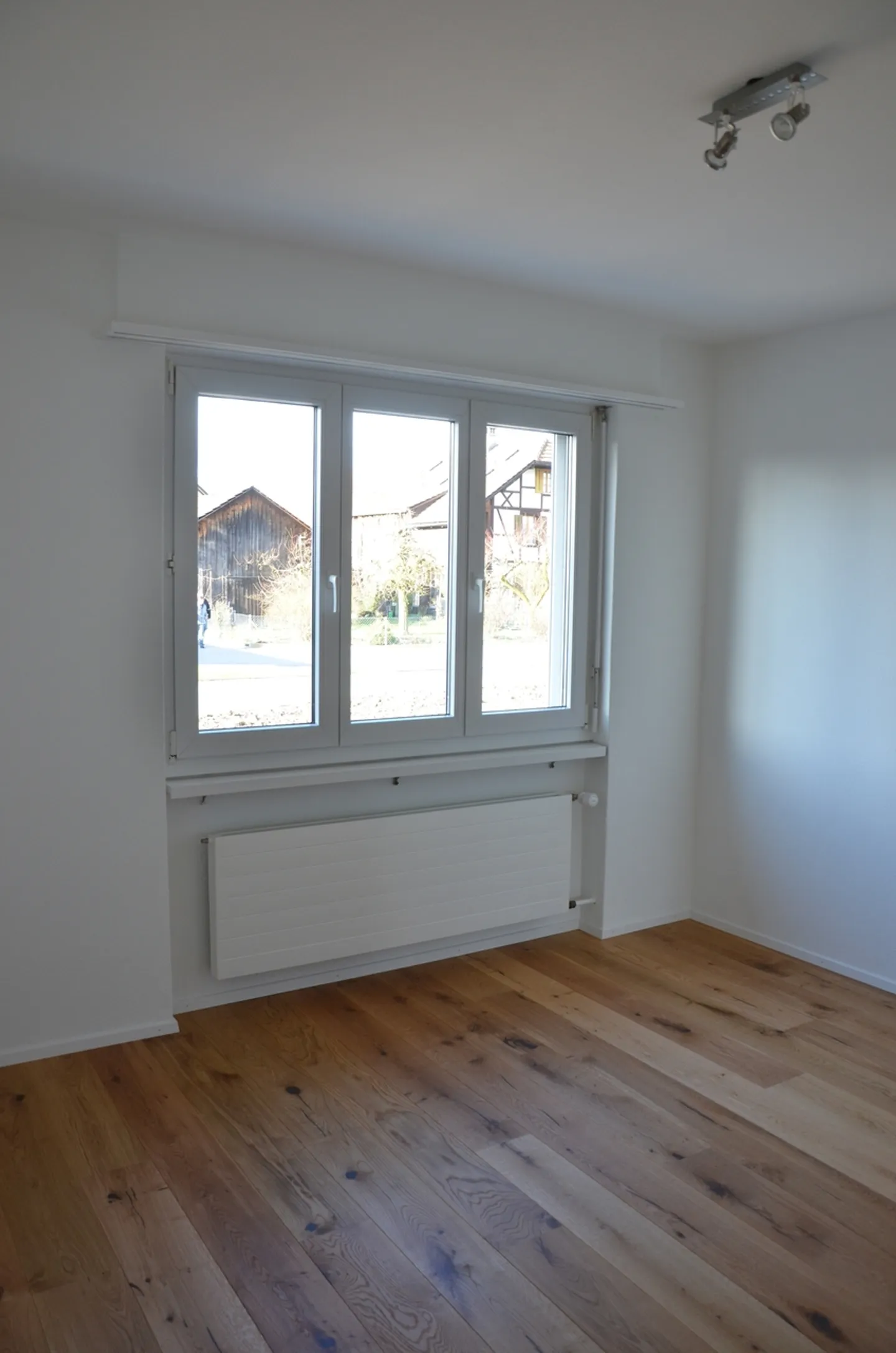 Charming 5.5-room single-family house with garden in Herzogenbuchsee, Canton BE - Photo 7 of 13