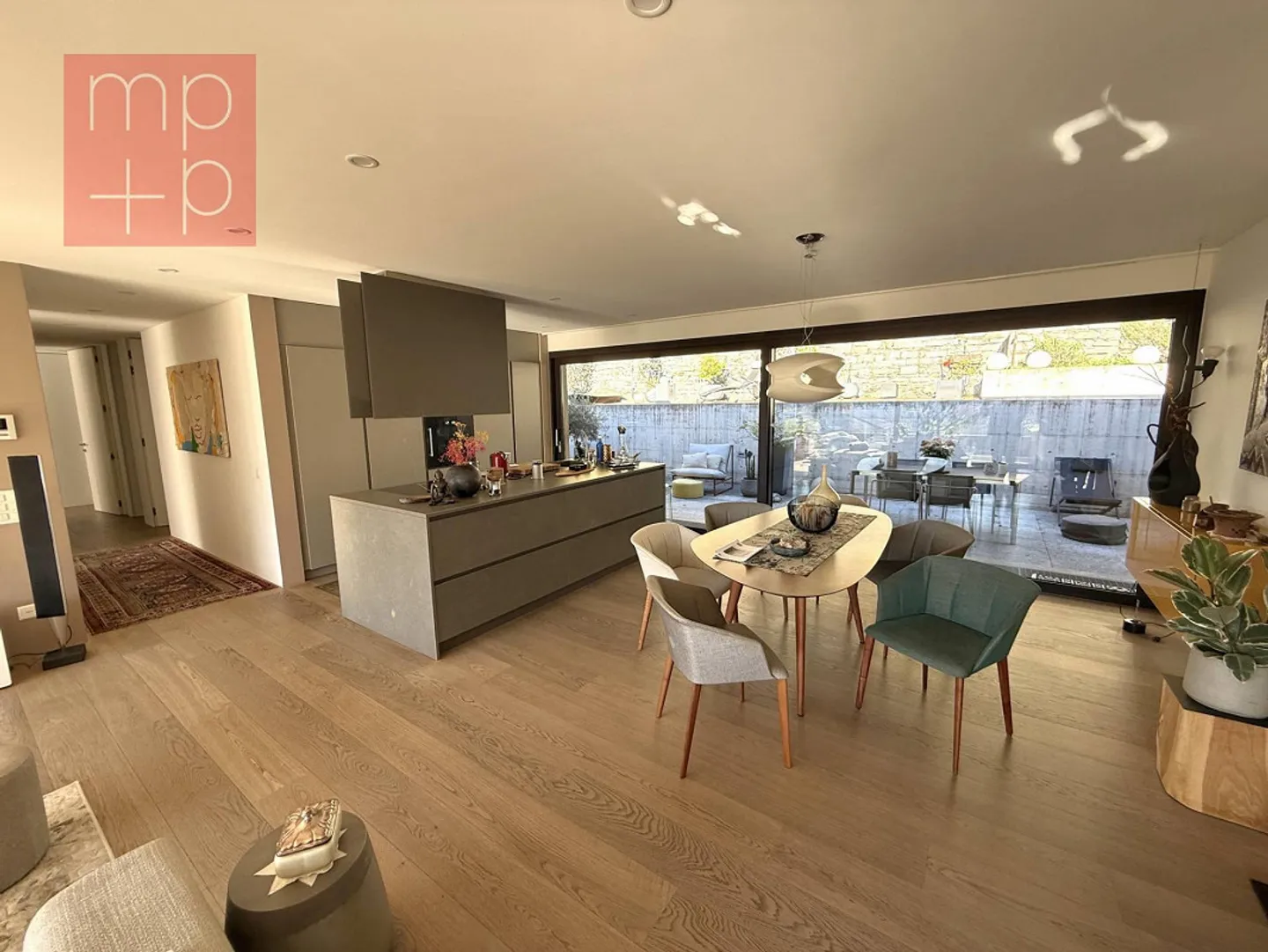 Attico di Lusso con Vista Panoramica - Foto 5 di 8