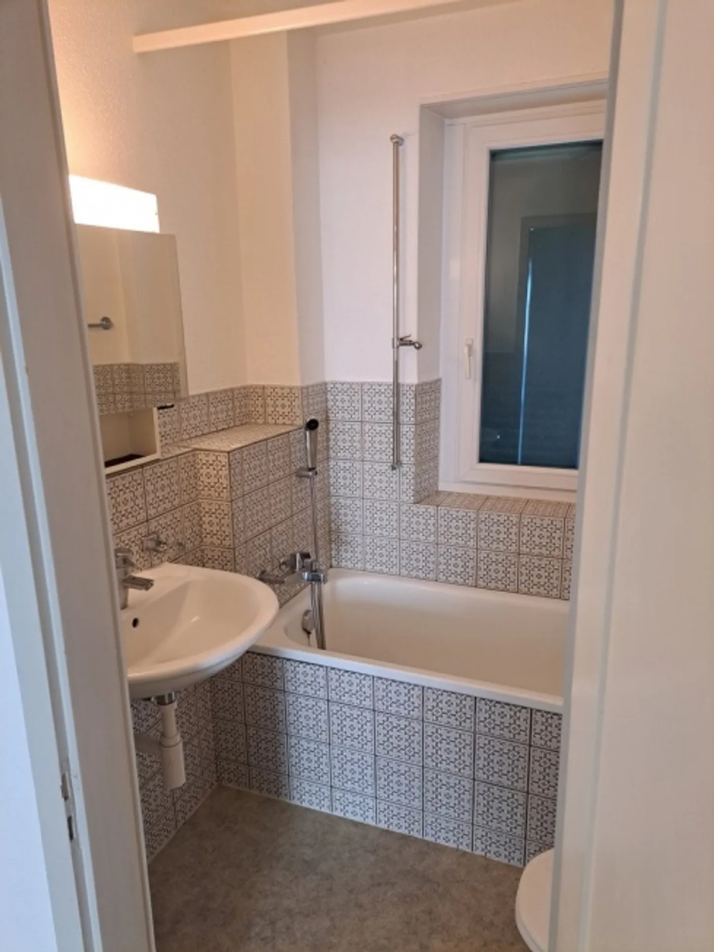 "Début de votre propre bonheur à la maison" - Photo 7 sur 8