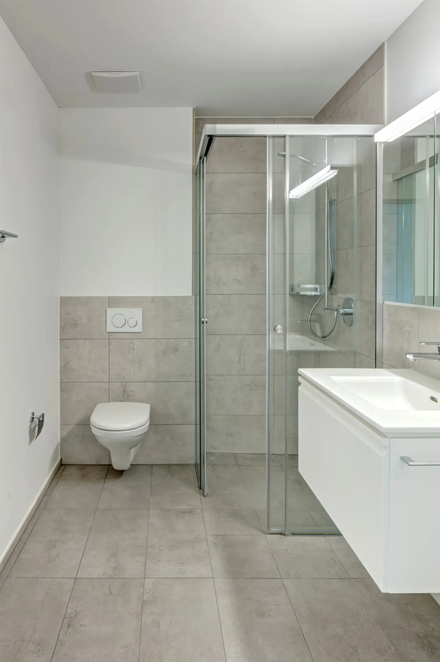 Apartment for rent - Photo 4 of 5