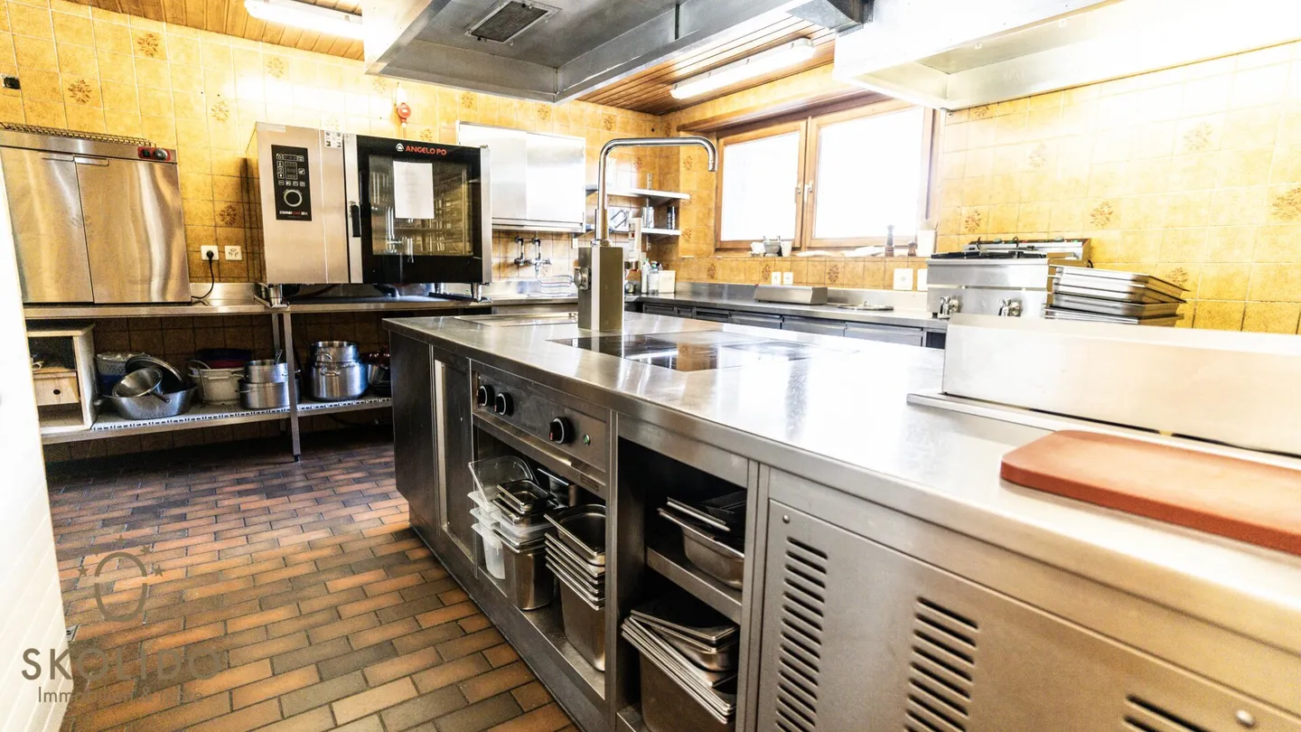 Restaurant und Wohnung in Mund - Foto 11 von 52