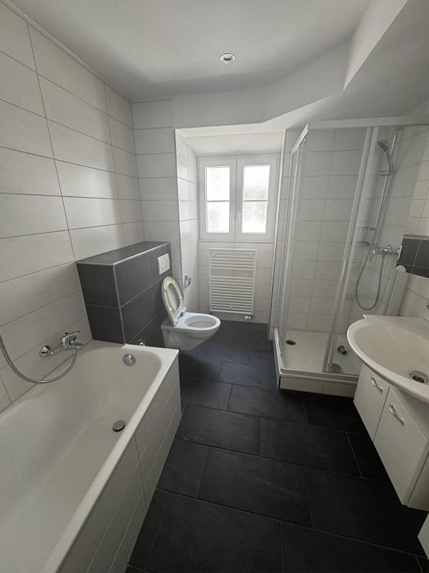 Charmante appartement de 2,5 pièces au cœur de la vieille ville - Photo 9 sur 11