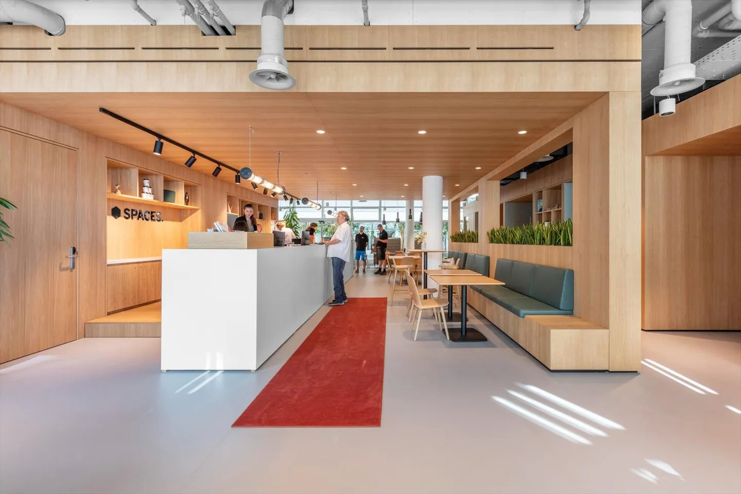 Trouvez des bureaux dans Spaces Main Station pour 2 personnes - tout est pris en charge - Photo 3 sur 9