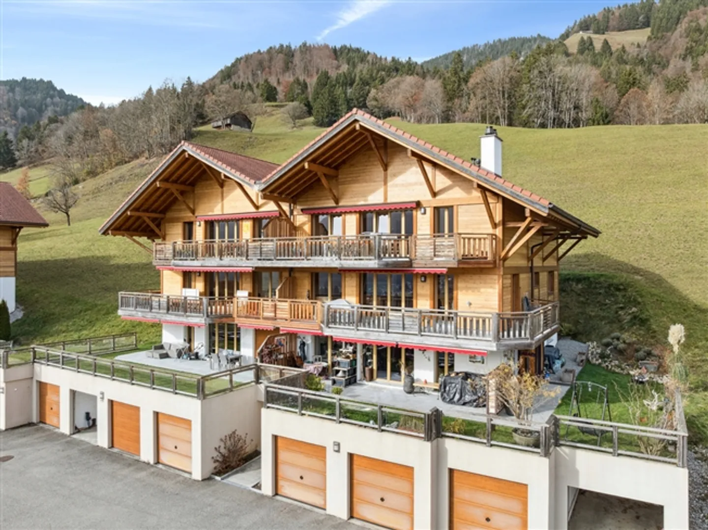 «Doppelhaus mit atemberaubendem Blick auf das Jogne Valley» - Foto 2 von 11