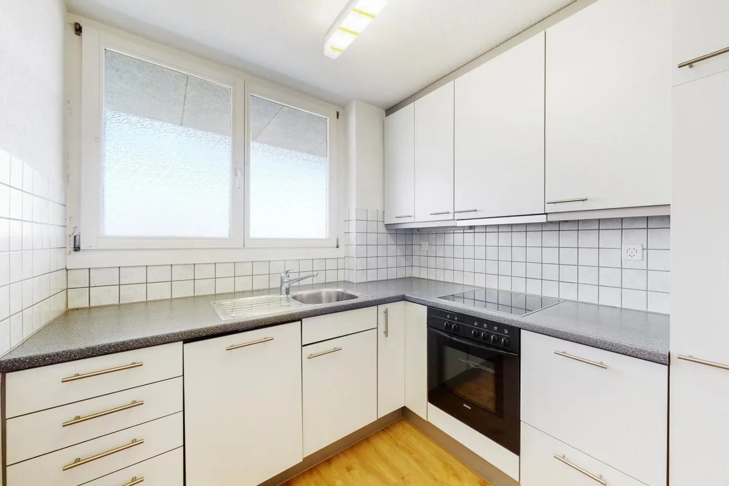Charming Duplex Apartment - Photo 6 of 11