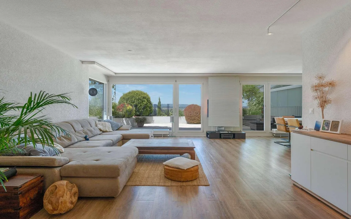 Sonnige Moderne Wohnung - Foto 3 von 10
