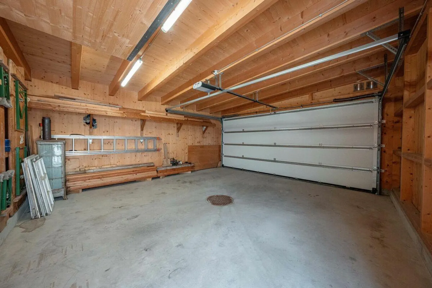 Single-family house with wellness area - Photo 14 of 15