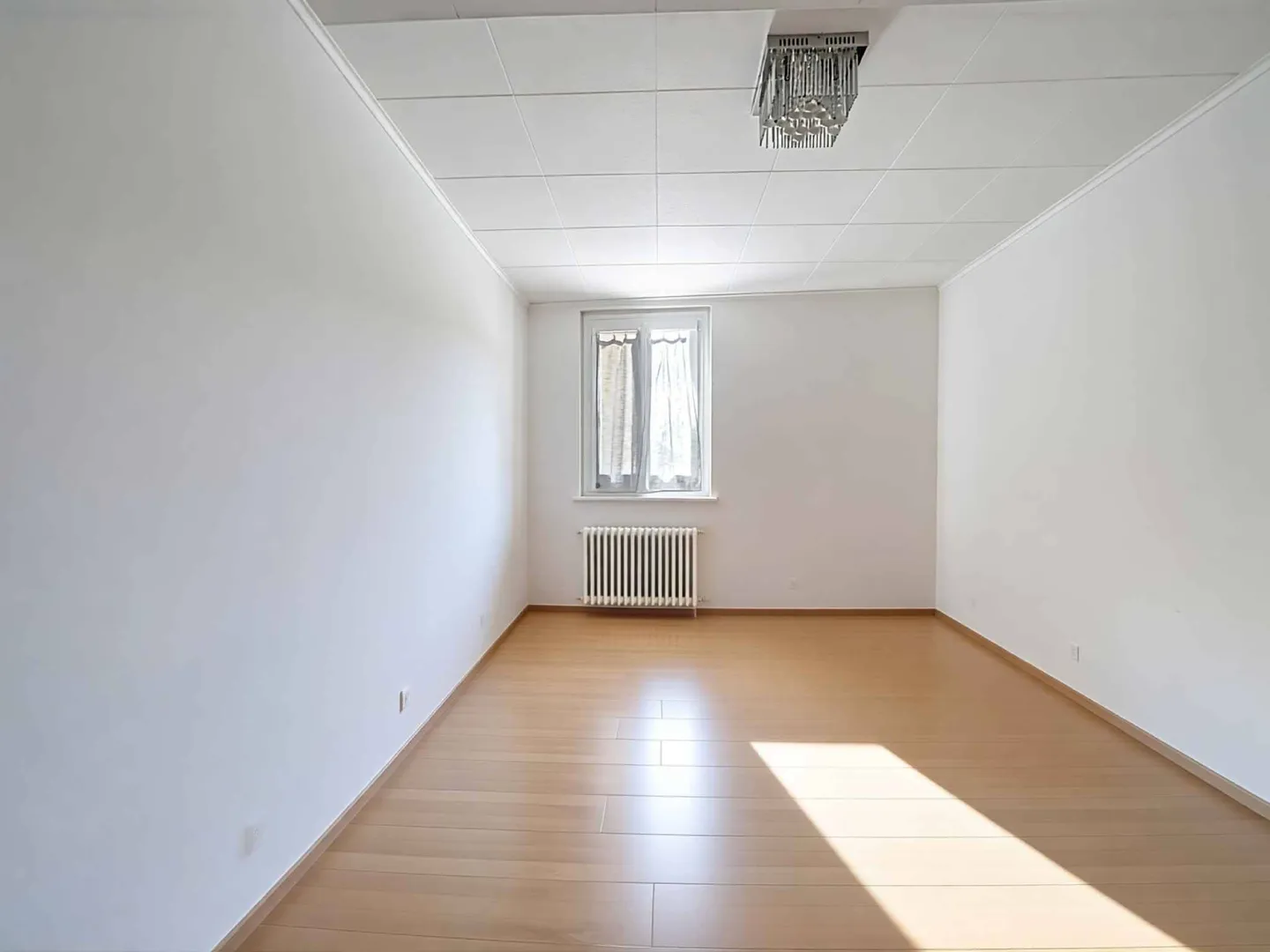 Charmantes Gebäude mit 3 Wohnungen - Foto 10 von 12