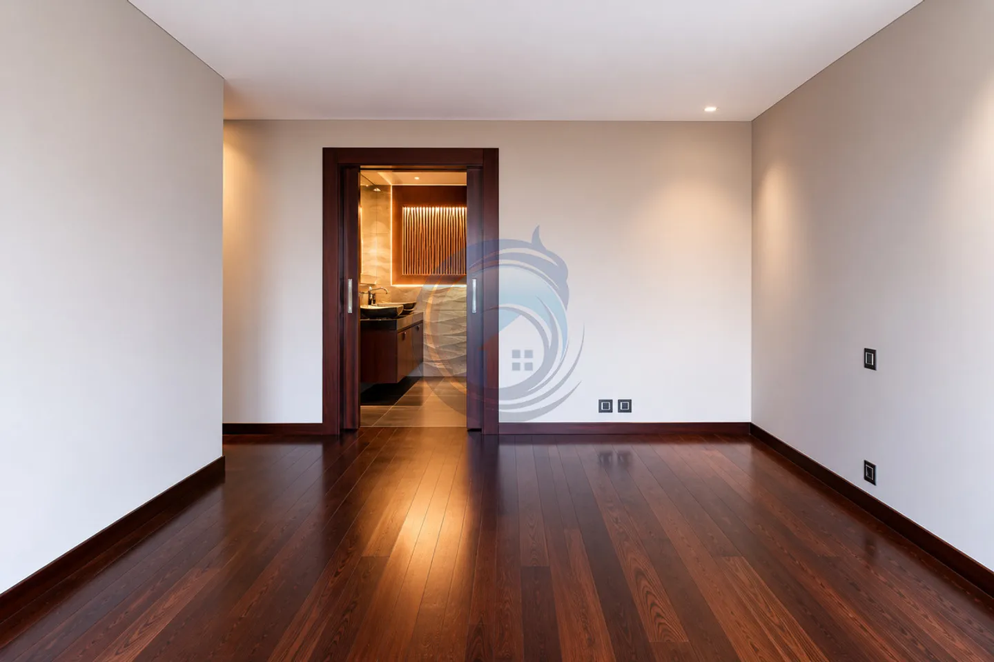 LUXURIOUS DUPLEX APARTMENT WITH LAKE VIEW - Photo 15 of 22