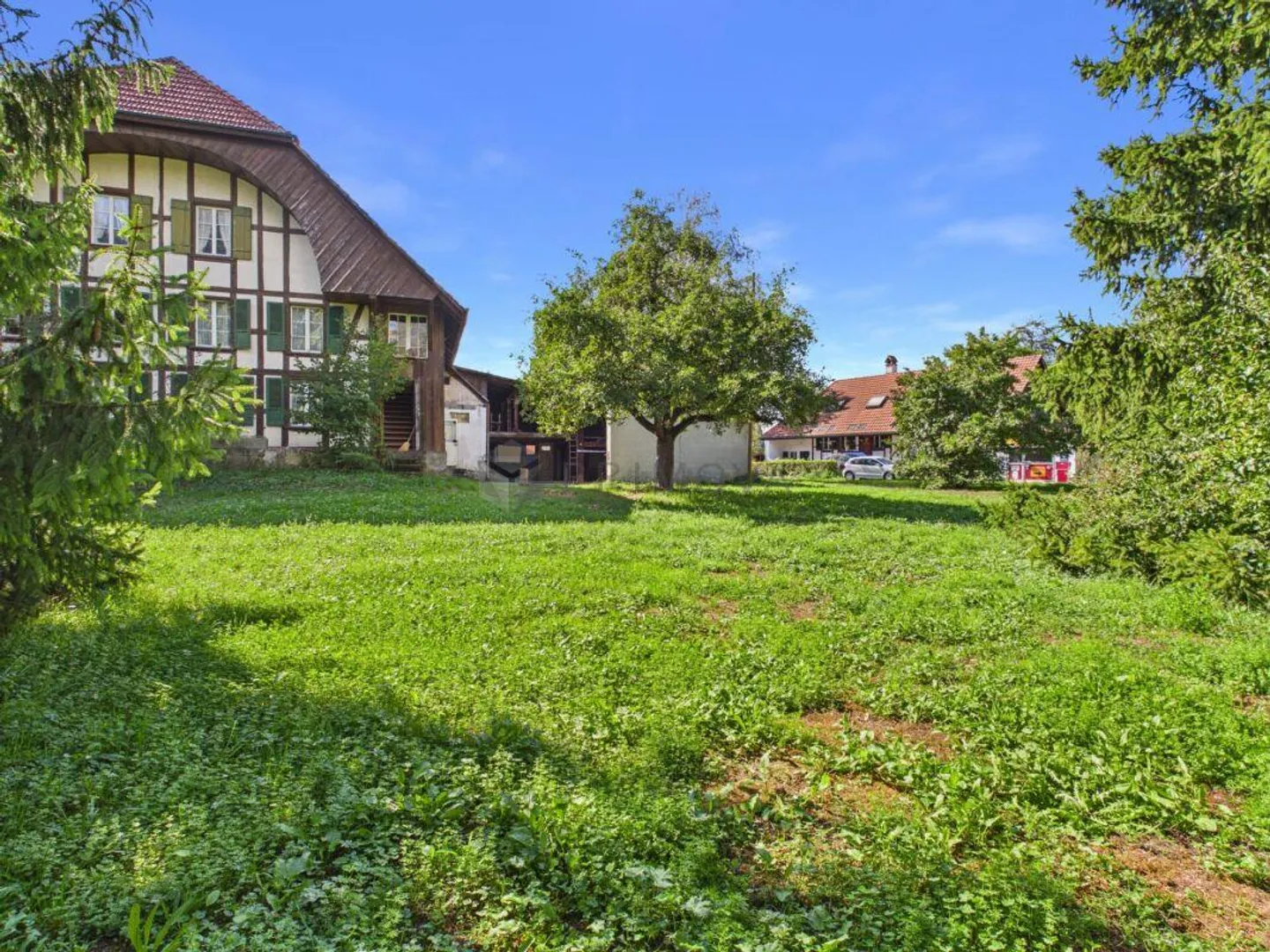 Well-maintained farmhouse with large land reserve in beautiful Seeland - Photo 5 of 9