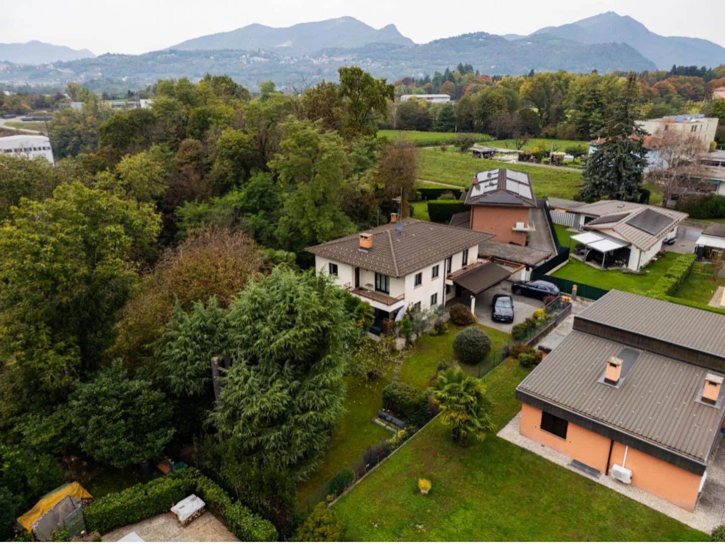 Bella casa a Coldrerio - Foto 2 di 10