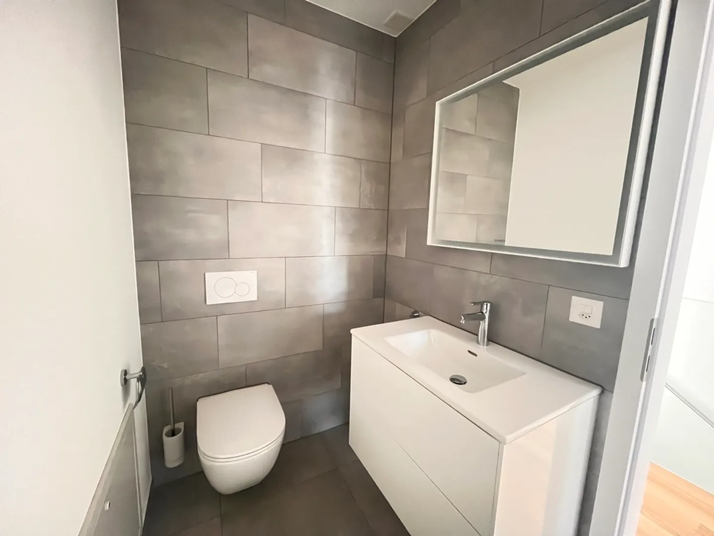 3.5 Room Apartment - Photo 8 of 13