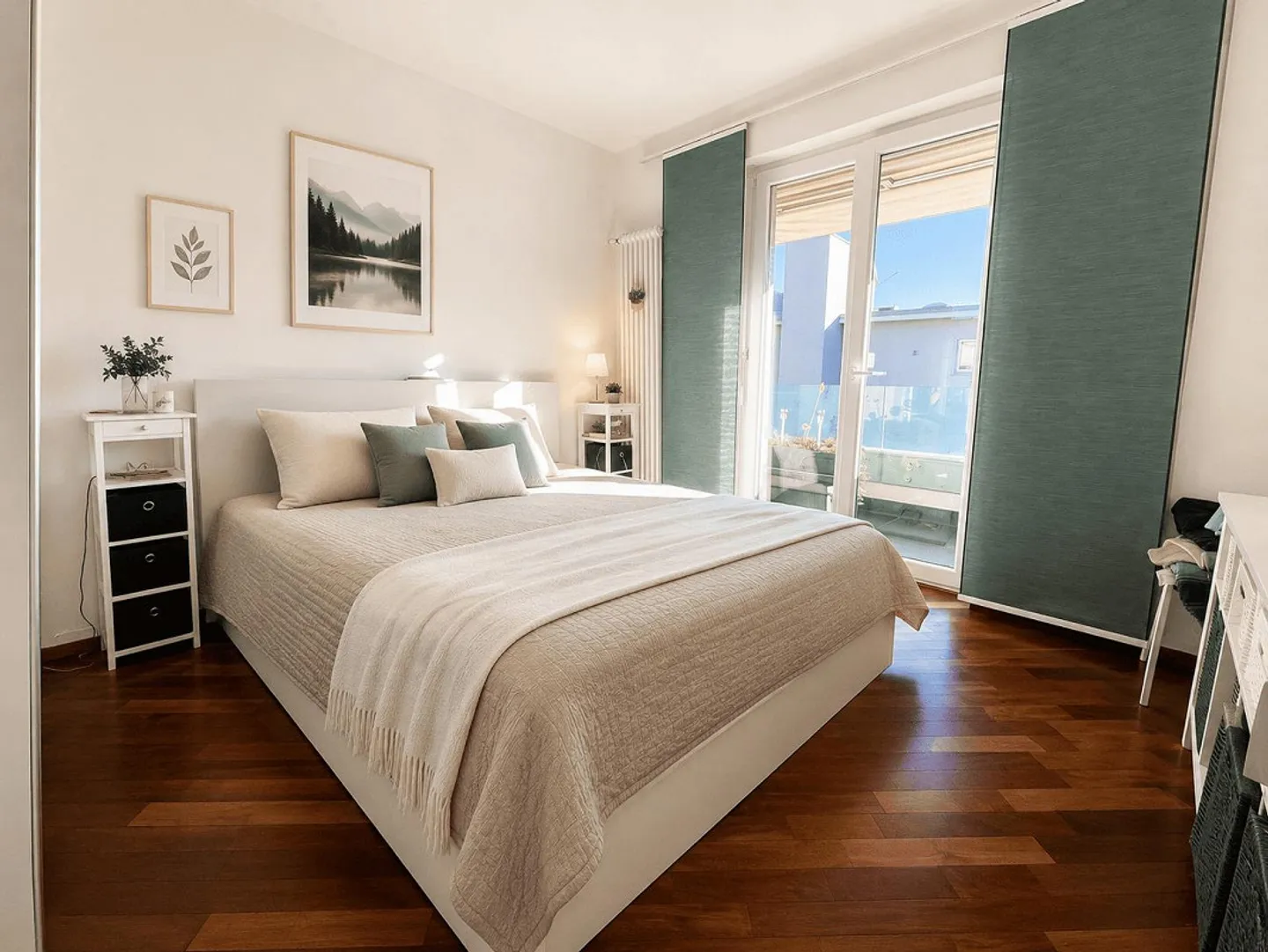 SPACIOUS 2.5 APARTMENT WITH LAKE VIEW AND OUTDOOR PARKING - Photo 9 of 13