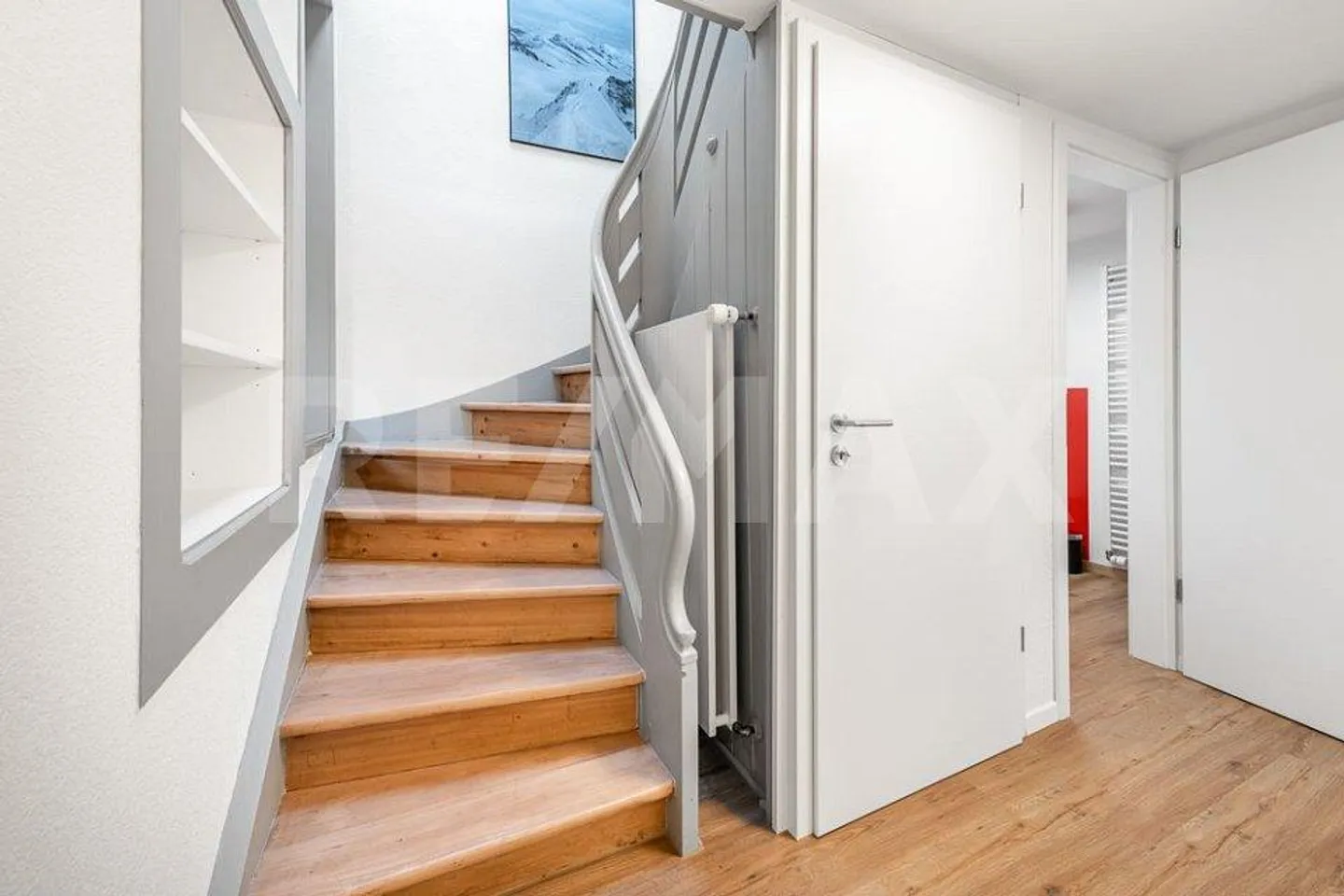 Living and working in a completely renovated single-family house - Photo 11 of 13