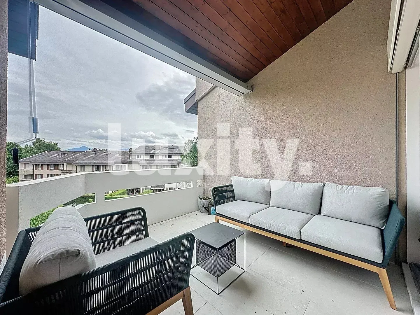 Geräumige möblierte Wohnung in Cologny - Photo 1 sur 6