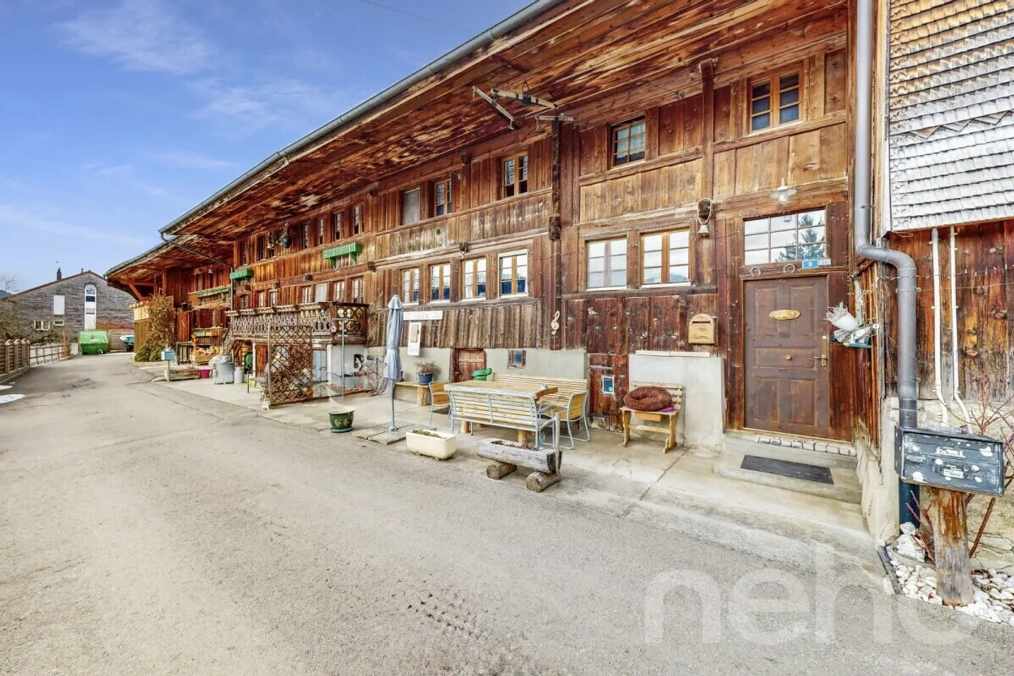 Eine atypische Farm, die im Herzen von Gruyère neu erfunden werden soll - Foto 1 von 12