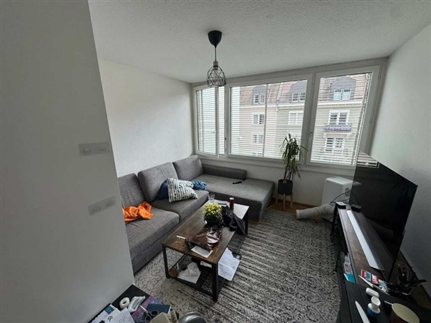 APPARTAMENTO 1½ STANZA A ZURIGO - DISTRETTO 3 WIEDIKON, ARREDATO, TEMPORANEO - Foto 1 di 4