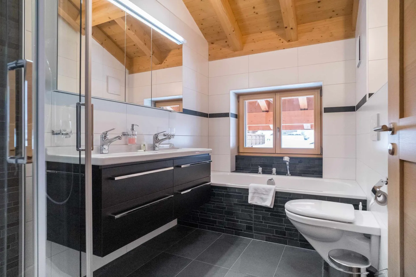 5.5-Zimmerwohnung mit Galerie, Chalet Columba - Foto 11 von 17