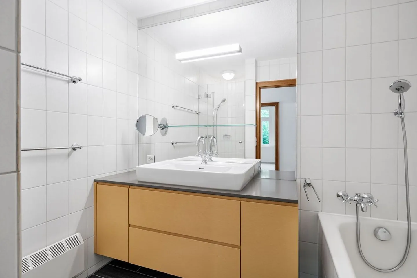 Charmante Wohnung mit Seeblick - Foto 13 von 13